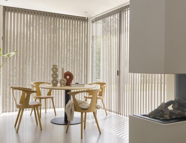 clean vertical blinds v2