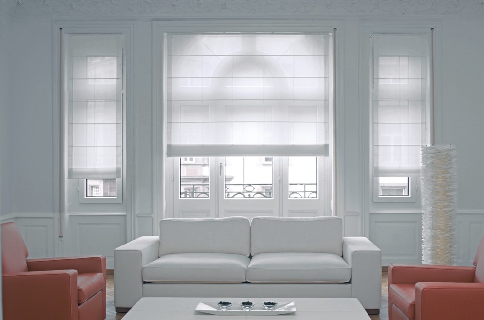 how to clean Roman blinds